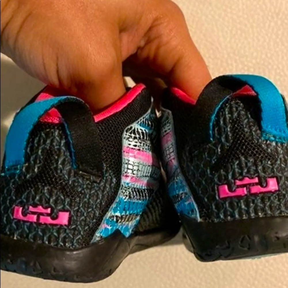 Nike Lebron XII (12)- Chromosomes toddler girl